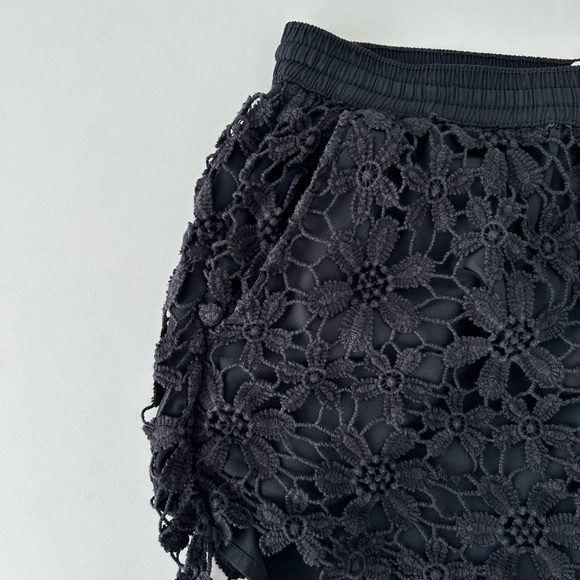Abercrombie & Fitch lace black shorts, size S - Picture 4 of 4